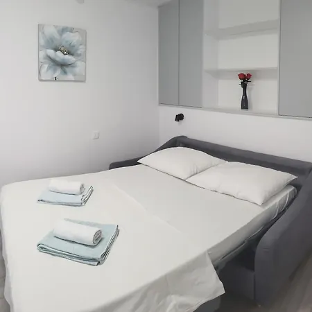 Apartment N&n With Free Private Parking